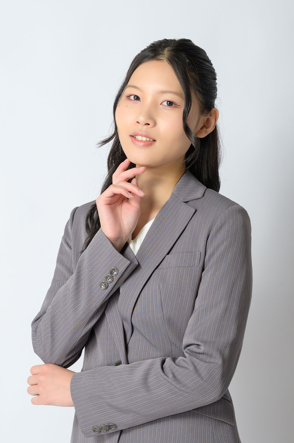 岩田 知夏(橘 莉奈)